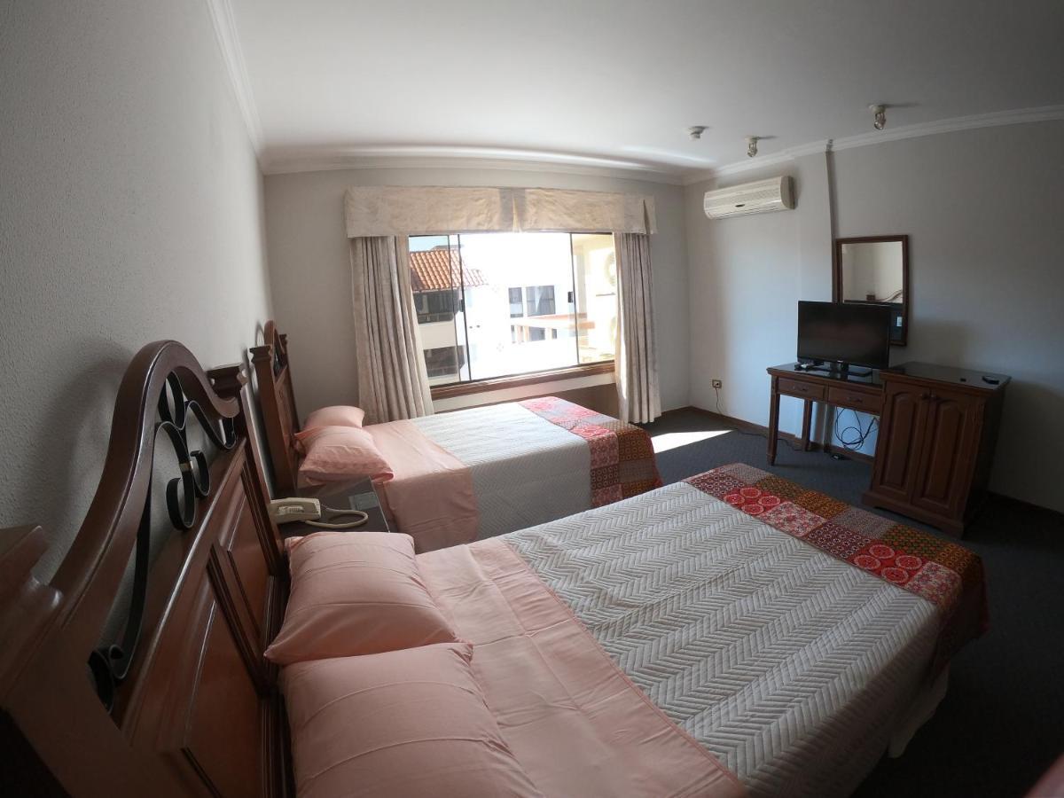 Suites Casa Blanca Santa Cruz de La Sierra Bagian luar foto
