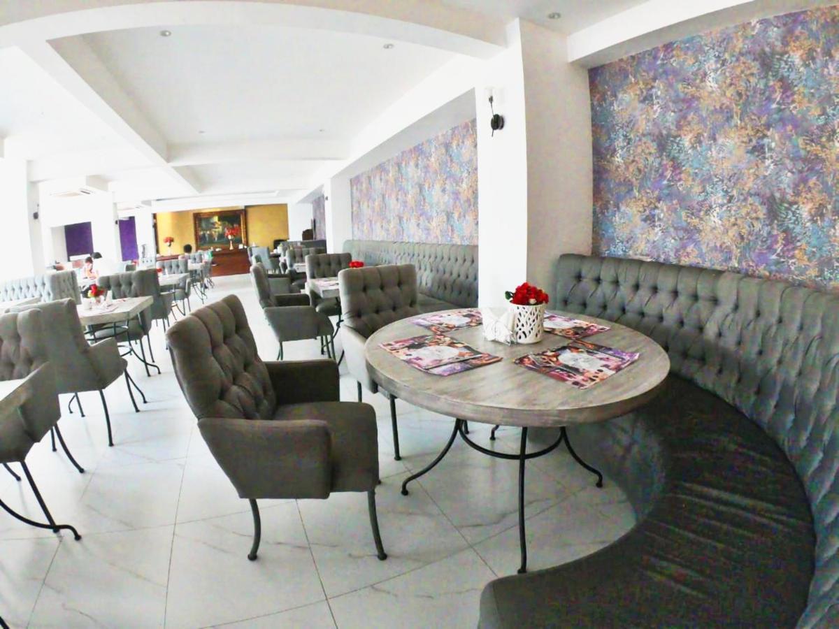 Suites Casa Blanca Santa Cruz de La Sierra Bagian luar foto